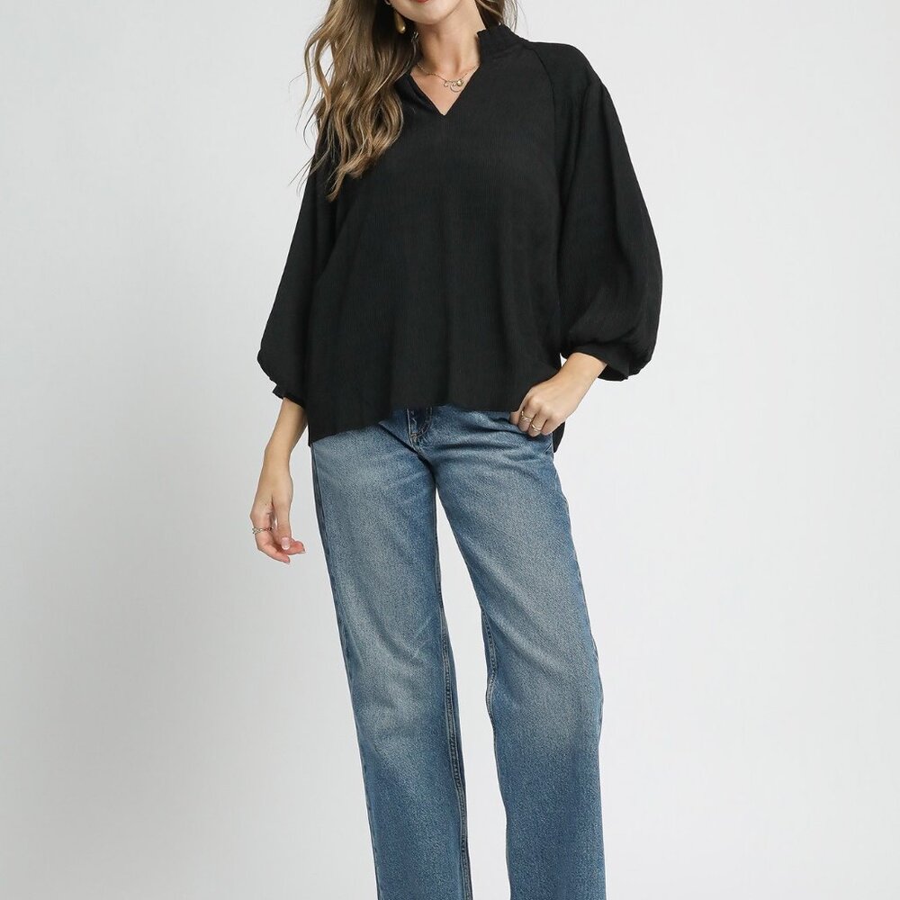 Umgee Textured V-Neck Blouse with‎ Balloon Sleeves - Picture 4 of 5